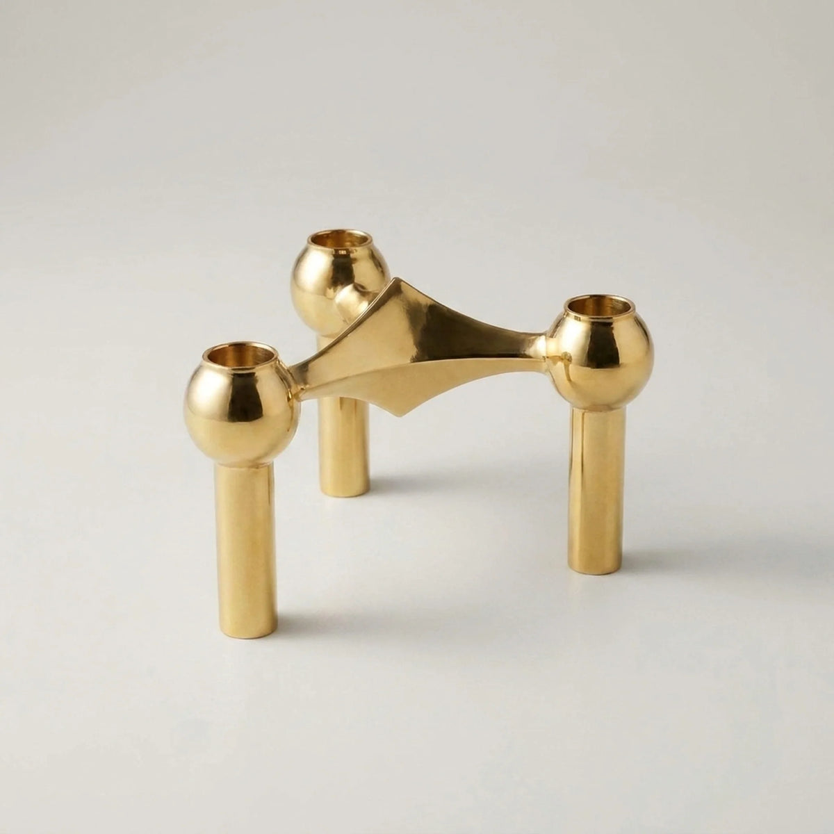 Candle Holder | Molecular-Inspired Sculptural Design