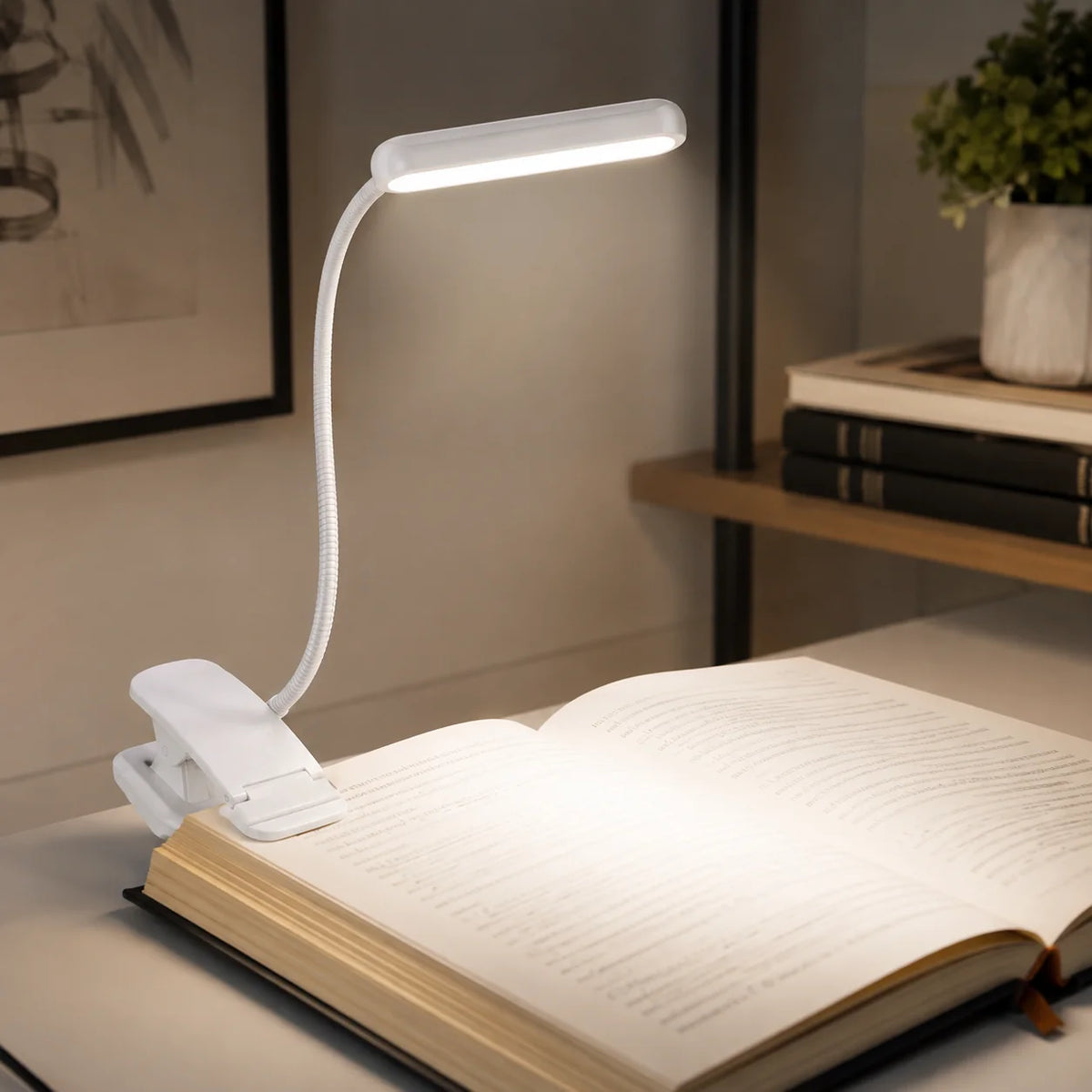 Clip-On Reading Light | USB-Rechargeable & Flexible Gooseneck | Up To 80-Hour Battery