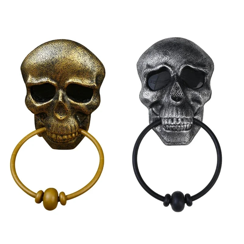 Door Knocker | Realistic Skull & Weather-Resistant Plastic | Approx. 16 x 14 cm