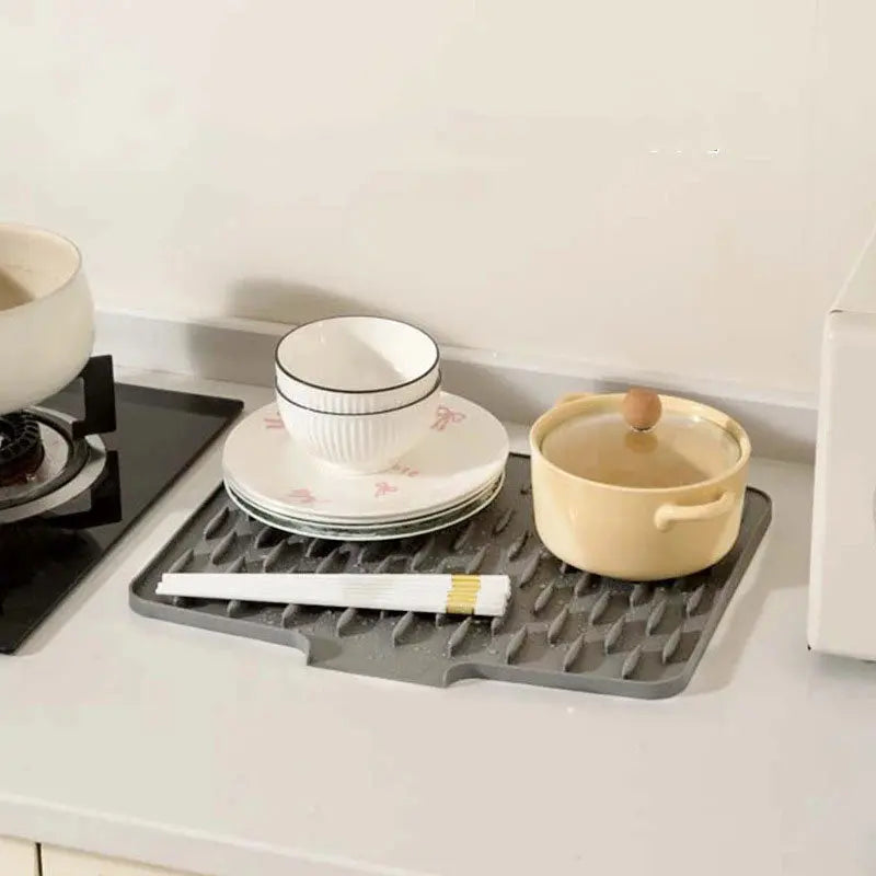 Drying Mat | BPA-Free Silicone & Inclined Drainage
