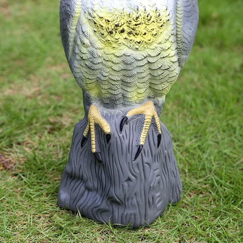 Falcon Decoy | Realistic PE Resin & Weather-Resistant | 40 cm