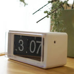 Flip Clock | Mechanical Flip Display & Vintage Design