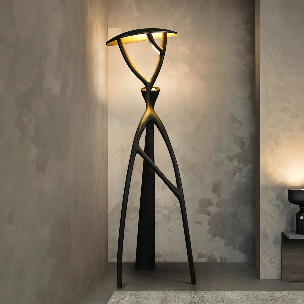 Floor Lamp | Sculptural Design & Integrated LED | 3 Sizes