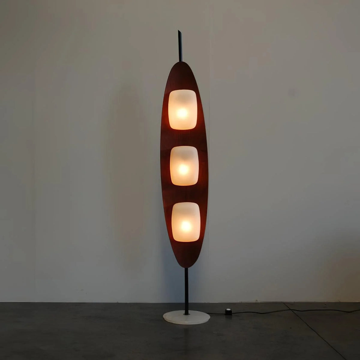 Floor Lamp | Surfboard Design & Marble Base | 160 cm