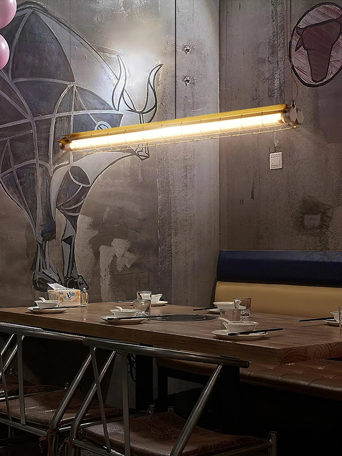 Linear Pendant Light | Integrated LED & Adjustable Suspension | 123 cm