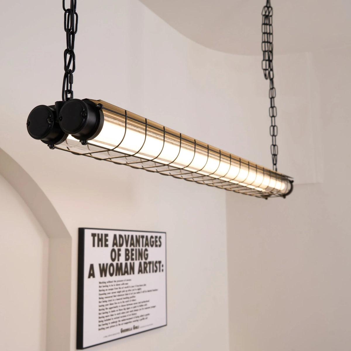Linear Pendant Light | Integrated LED & Adjustable Suspension | 123 cm