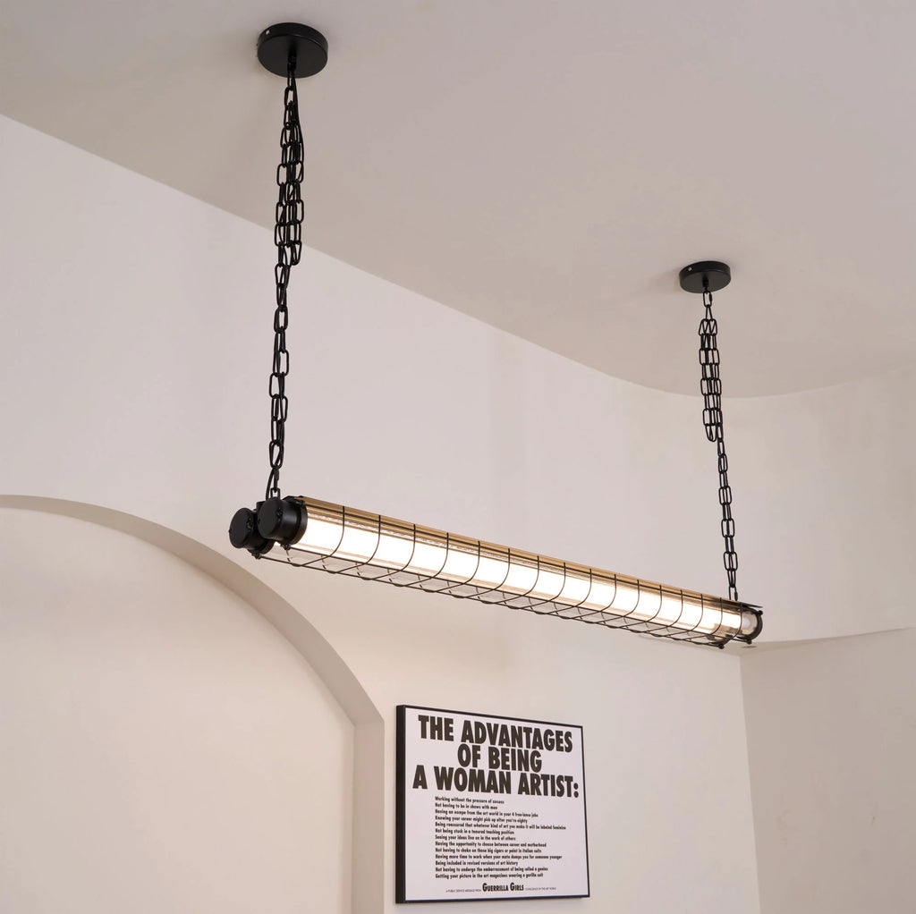Linear Pendant Light | Integrated LED & Adjustable Suspension | 123 cm