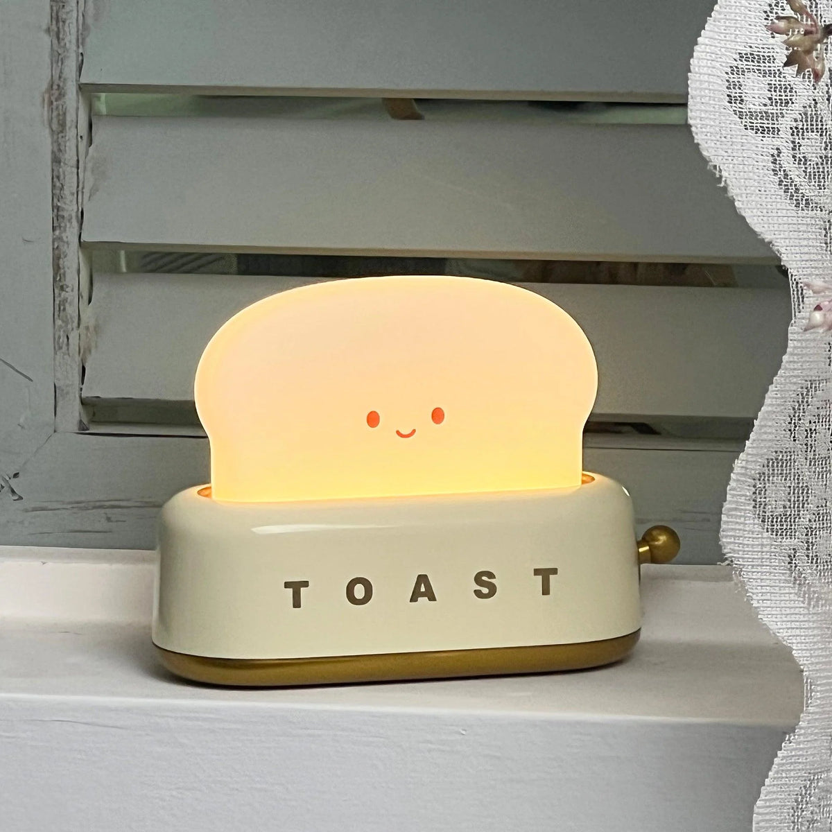 Night Light | Toaster-Shaped Warm 3000K & Adjustable Brightness