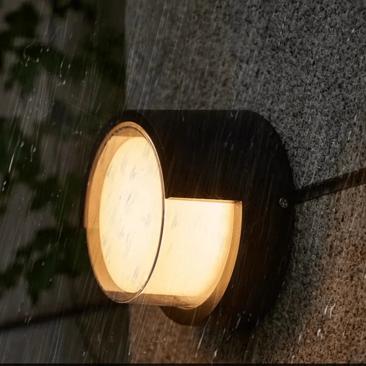 Outdoor Wall Light | Warm White LED & IP65 Weather-Resistant