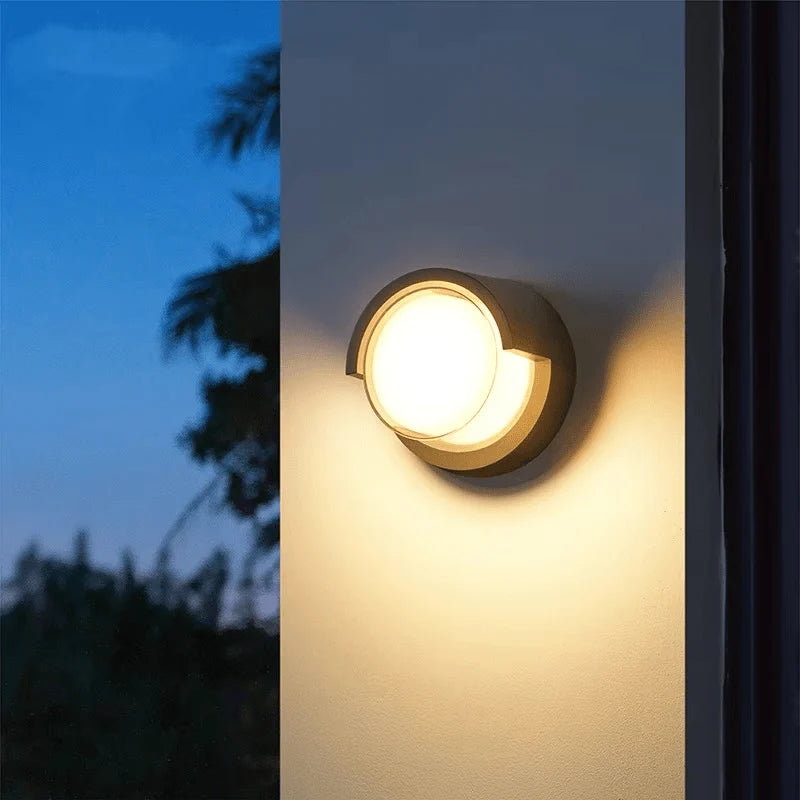 Outdoor Wall Light | Warm White LED & IP65 Weather-Resistant