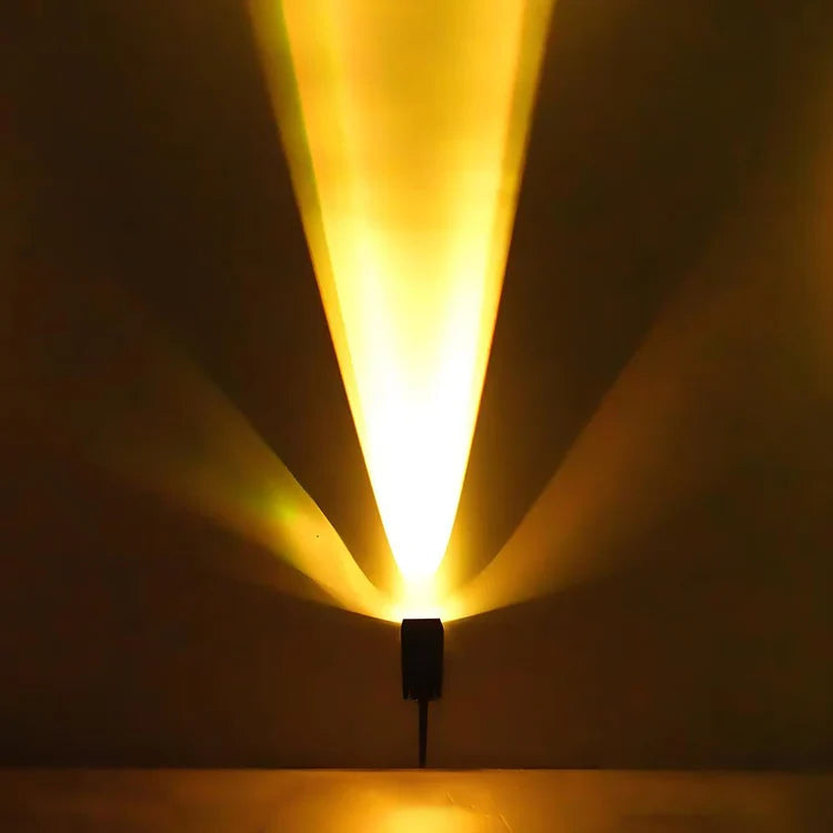 Solar Garden Spotlight | Solar-Powered Adjustable Zoom Lens | RGB & Warm White LED