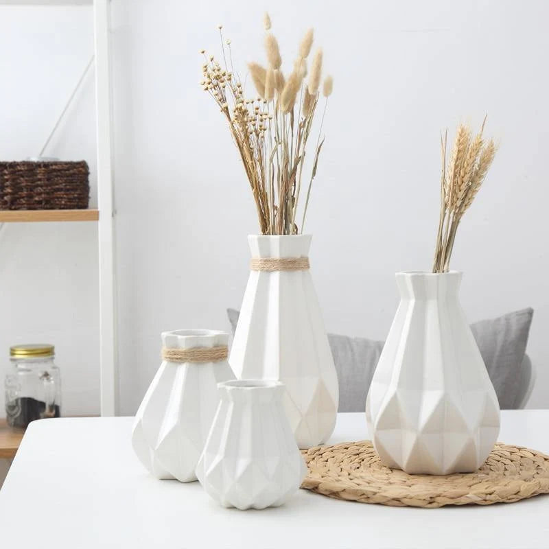 Table Vase | Matte Diamond Texture & Porcelain Ceramic | Small