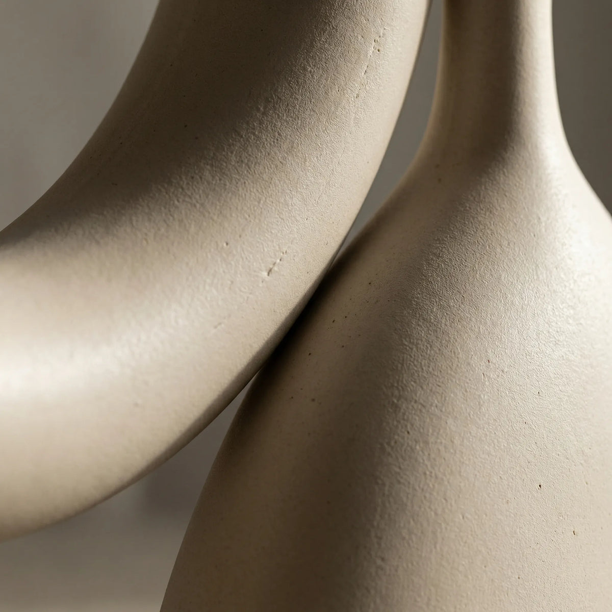 Vase Set | Sculptural Arch Design & Matte Finish | Set of 3