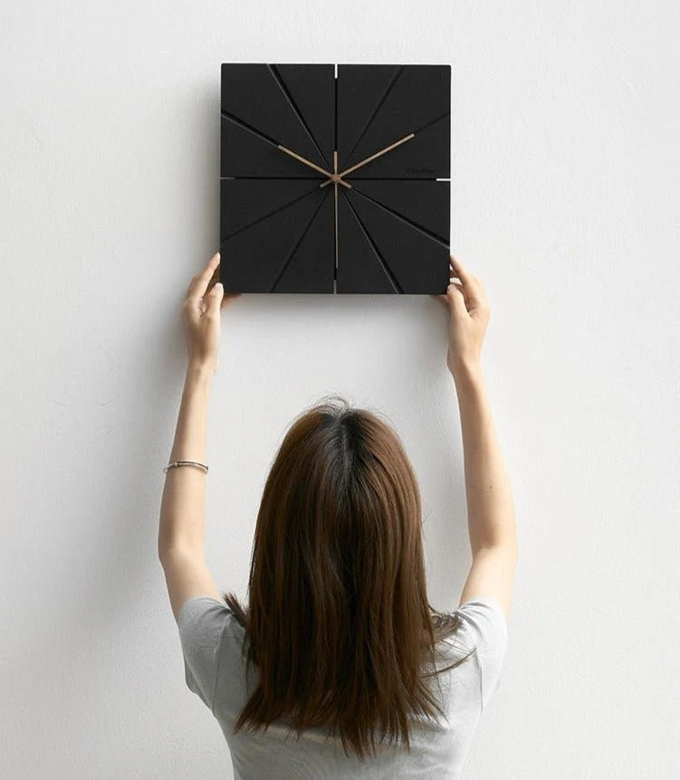 Wall Clock | Silent Quartz Movement & Minimalist Design | 30 cm Diameter
