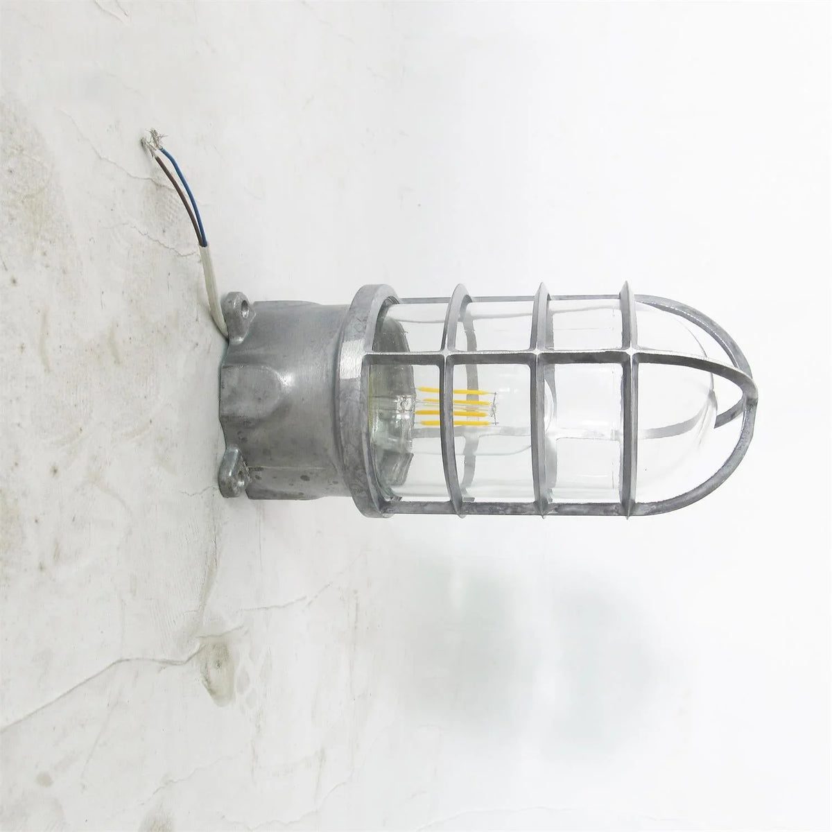 Wall Lamp | Aluminum & Clear Glass | Damp-Rated