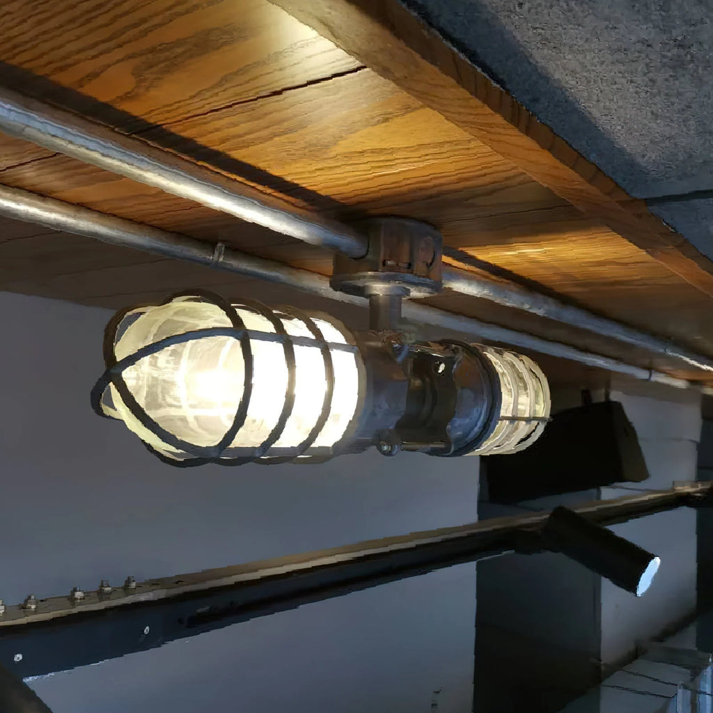 Wall Lamp | Aluminum & Clear Glass | Damp-Rated
