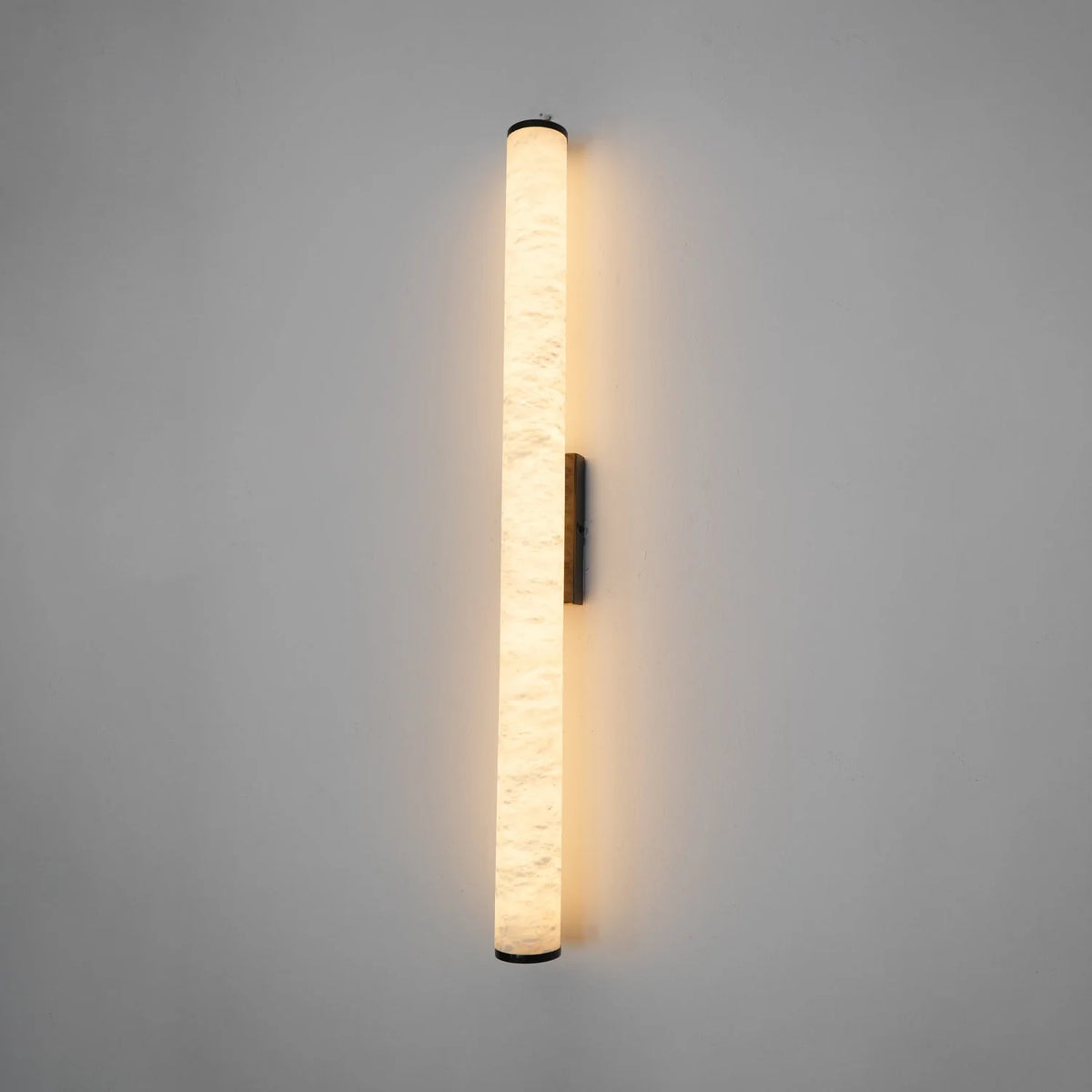Wall Lamp | Dimmable Brass & Alabaster