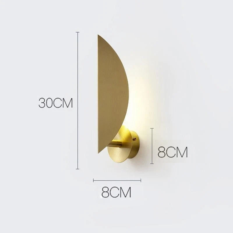 Wall Lamp | Gold Finish & Built-In Switch