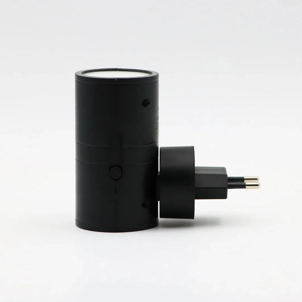 Wall Lamp | Plug-In Dimmable LED & Day-Night Sensor
