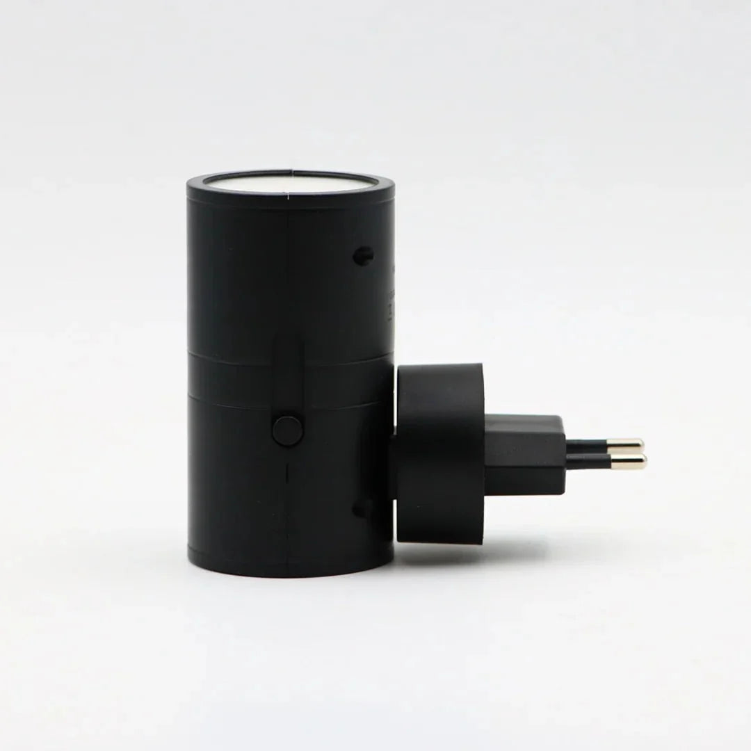 Wall Lamp | Plug-In Dimmable LED & Day-Night Sensor