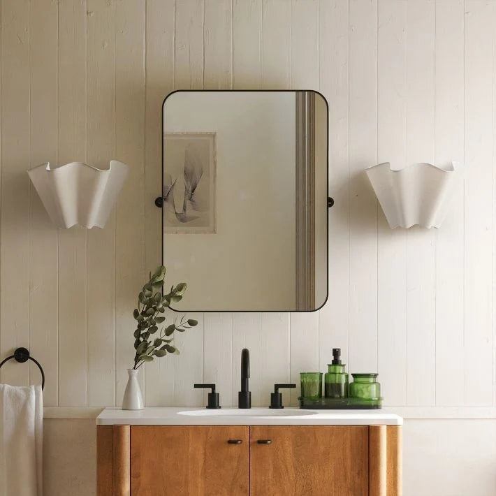 Wall Lamp | Scalloped Linen Shade & Dimmable | E26/E27 Compatible
