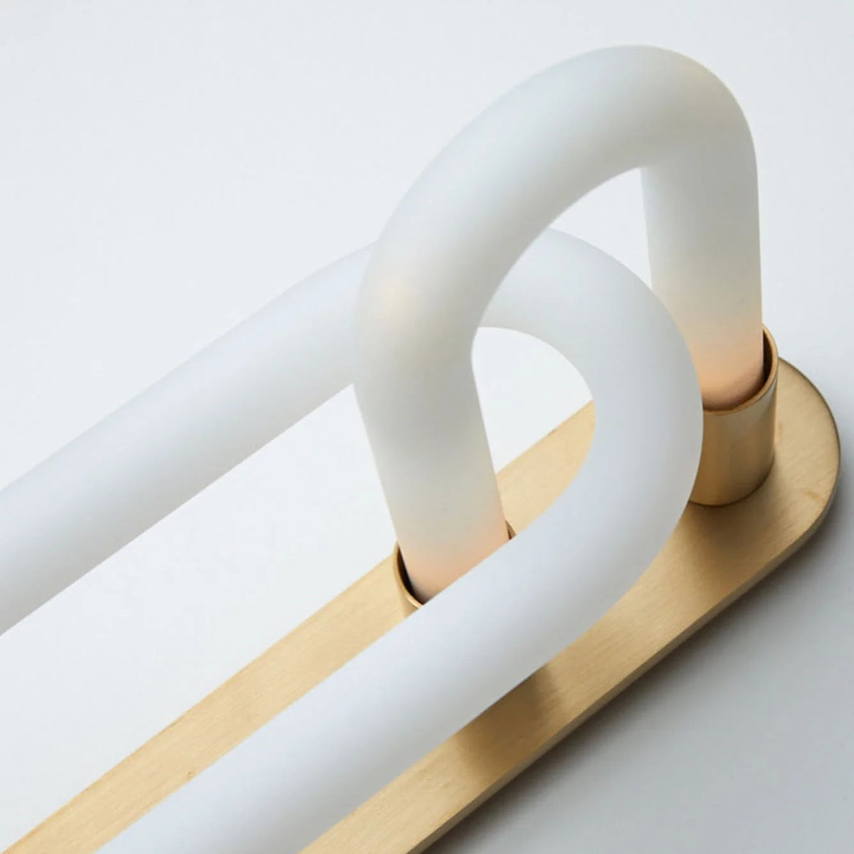 Wall Sconce | Interlocking Fingers Design | Integrated LED Lighting