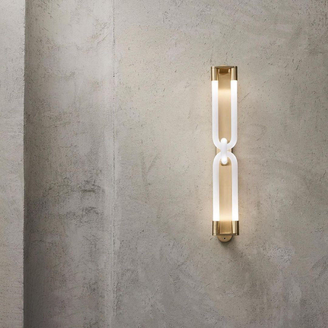 Wall Sconce | Interlocking Fingers Design | Integrated LED Lighting