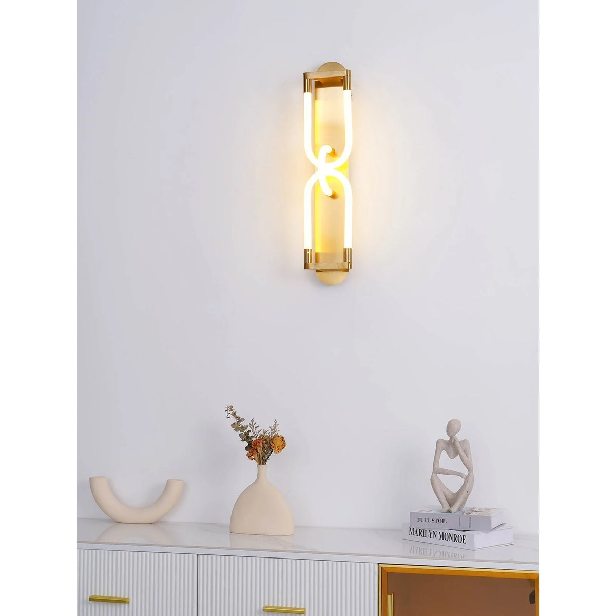 Wall Sconce | Interlocking Hands Design | Integrated LED Lighting