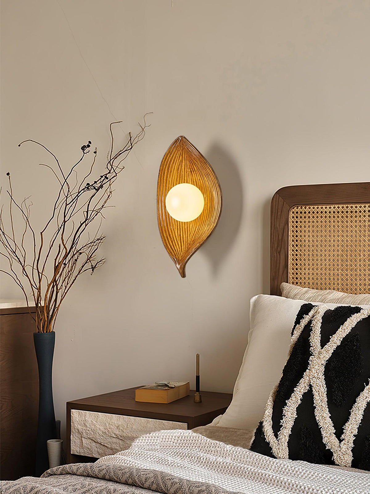 Wall Sconce | Leaf Canoe Design | 30 cm Height