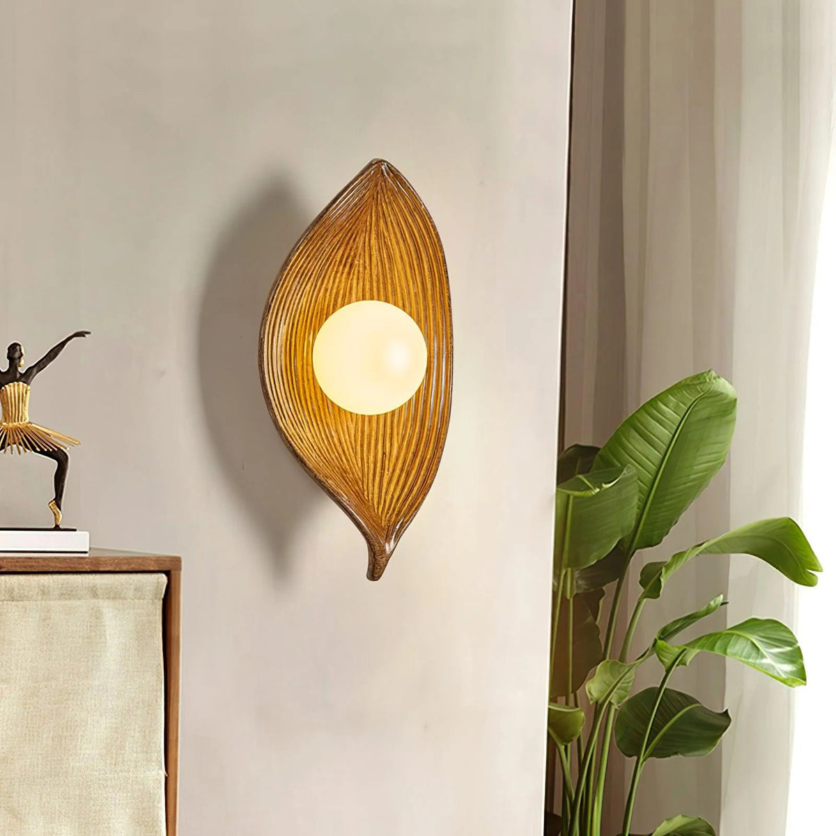 Wall Sconce | Leaf Canoe Design | 30 cm Height