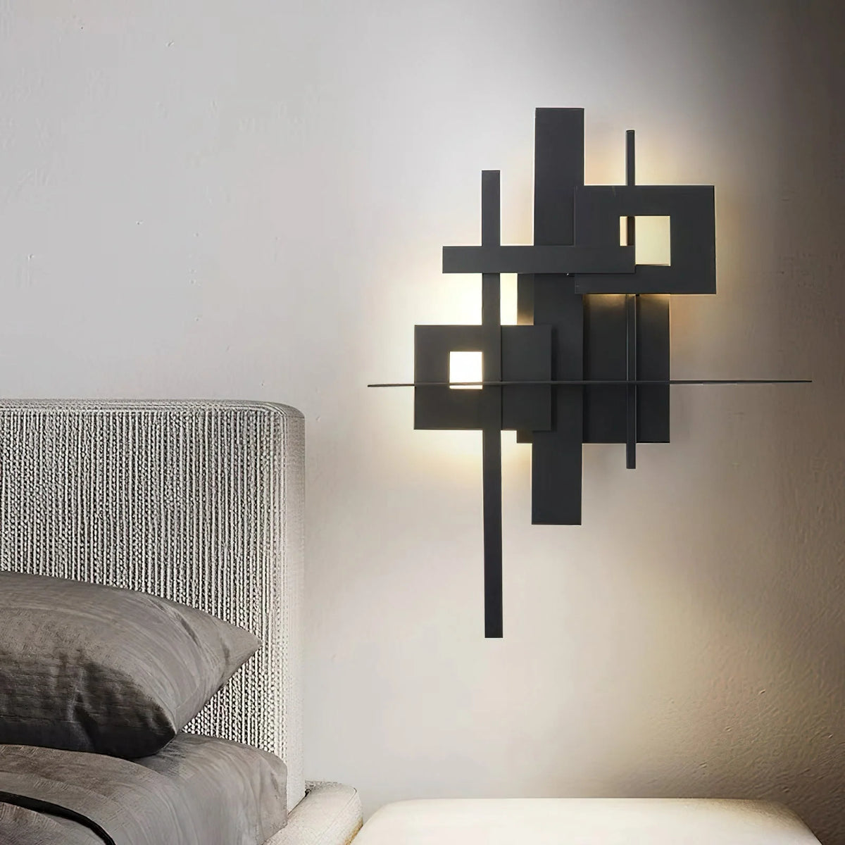 Wall Sconce | Sculptural Metal Design | Integrated LED & 3 Color Temperatures