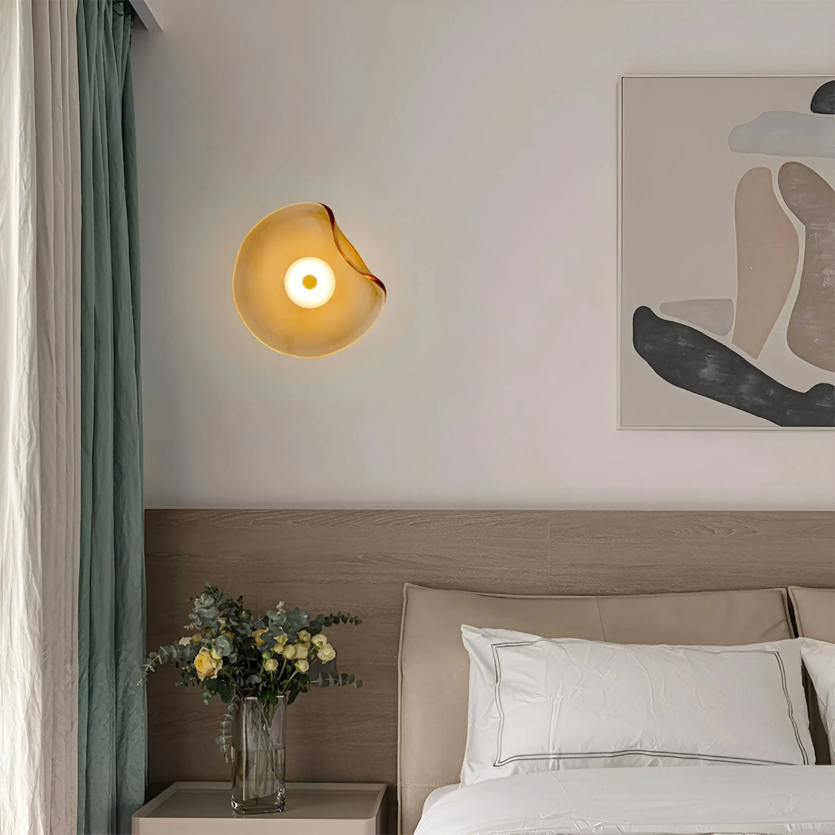 Wall Sconce | Sculptural Organic Design & Warm Integrated LED | 25 × 25 cm